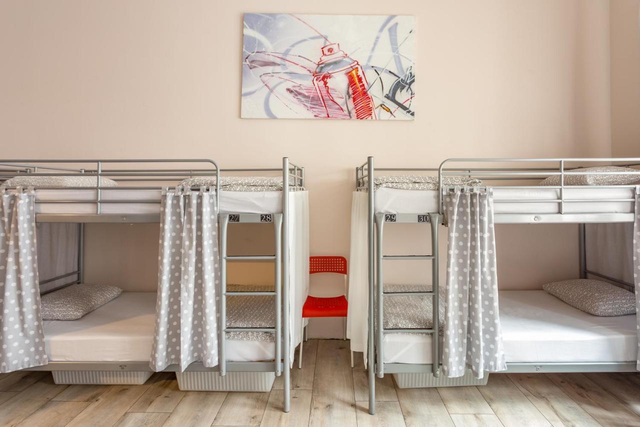 Babel Hostel, Dworzec Pkp, Rynek Vratislav Exteriér fotografie